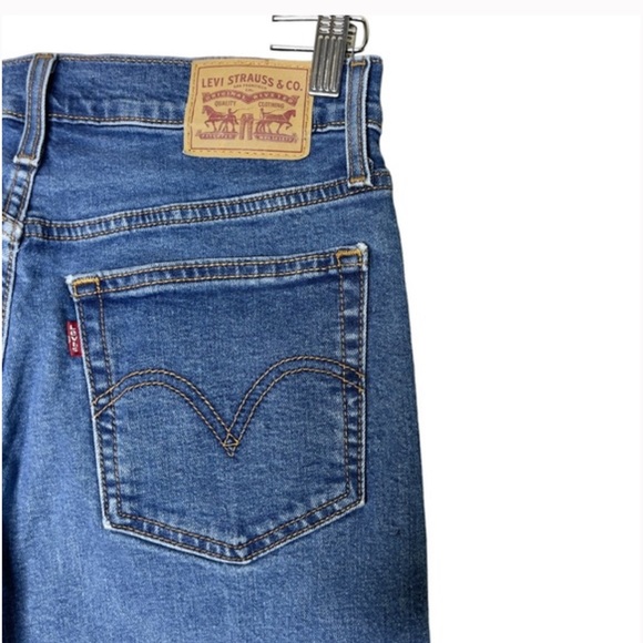 LEVIS Iconic wedgie fit - Picture 3 of 5